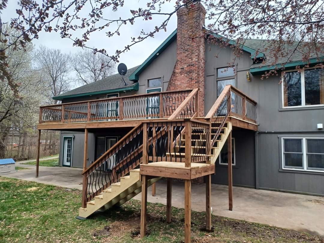 Cedar deck designed by residential construction company in Sedalia, MO